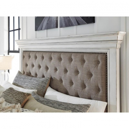 Кровать King size Kanwyn